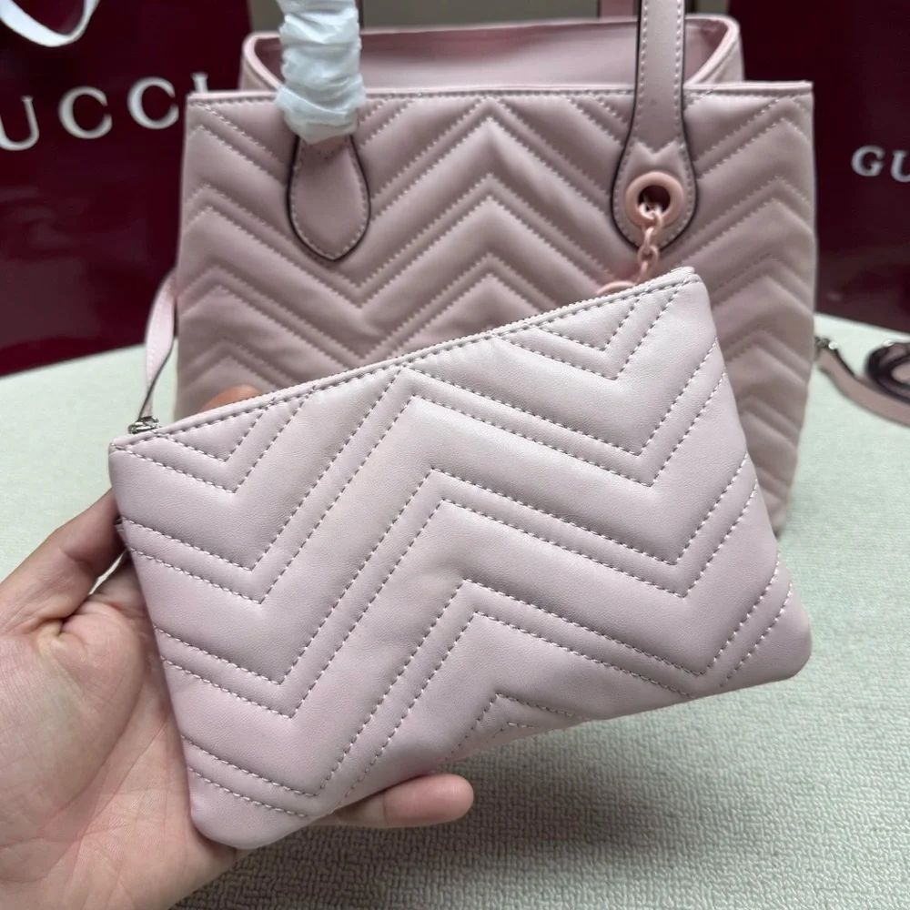 Gucci women's bags - Picture 4 of 8